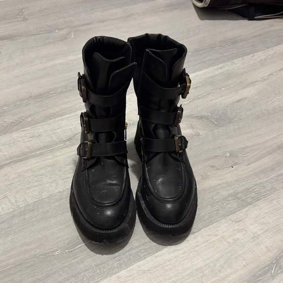 La CANADIENNE Shoes - La CANADIENNE Black Ankle Boots with Buckle Detail